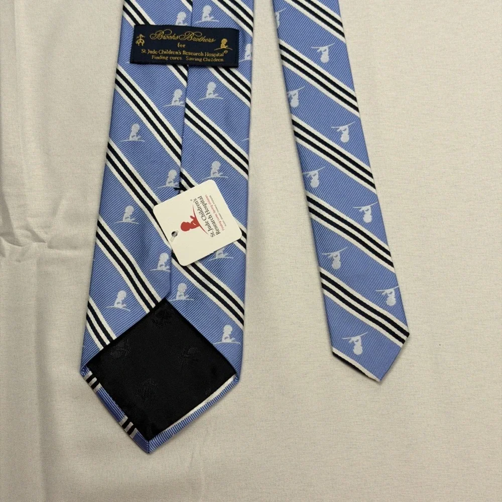 Brooks Brothers‎ Tie St. Jude Logo All Over Print with Stripes Blue 58x3.5